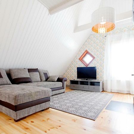 Osel Apartment Κουρεσάαρε Εξωτερικό φωτογραφία