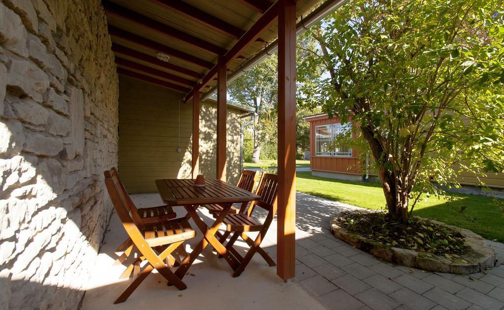 Osel Apartment Κουρεσάαρε Δωμάτιο φωτογραφία