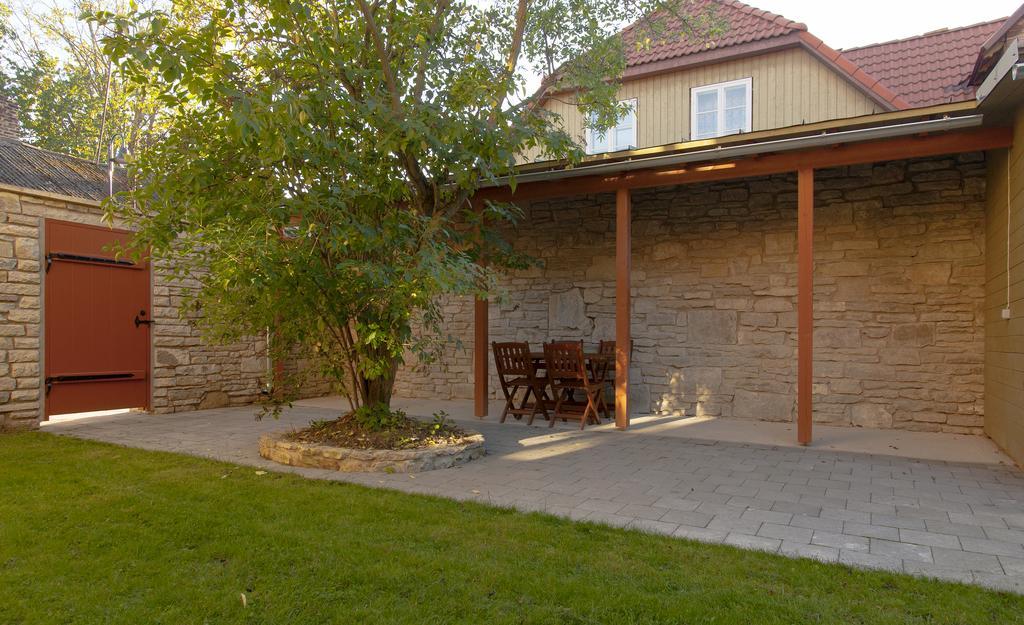 Osel Apartment Κουρεσάαρε Δωμάτιο φωτογραφία